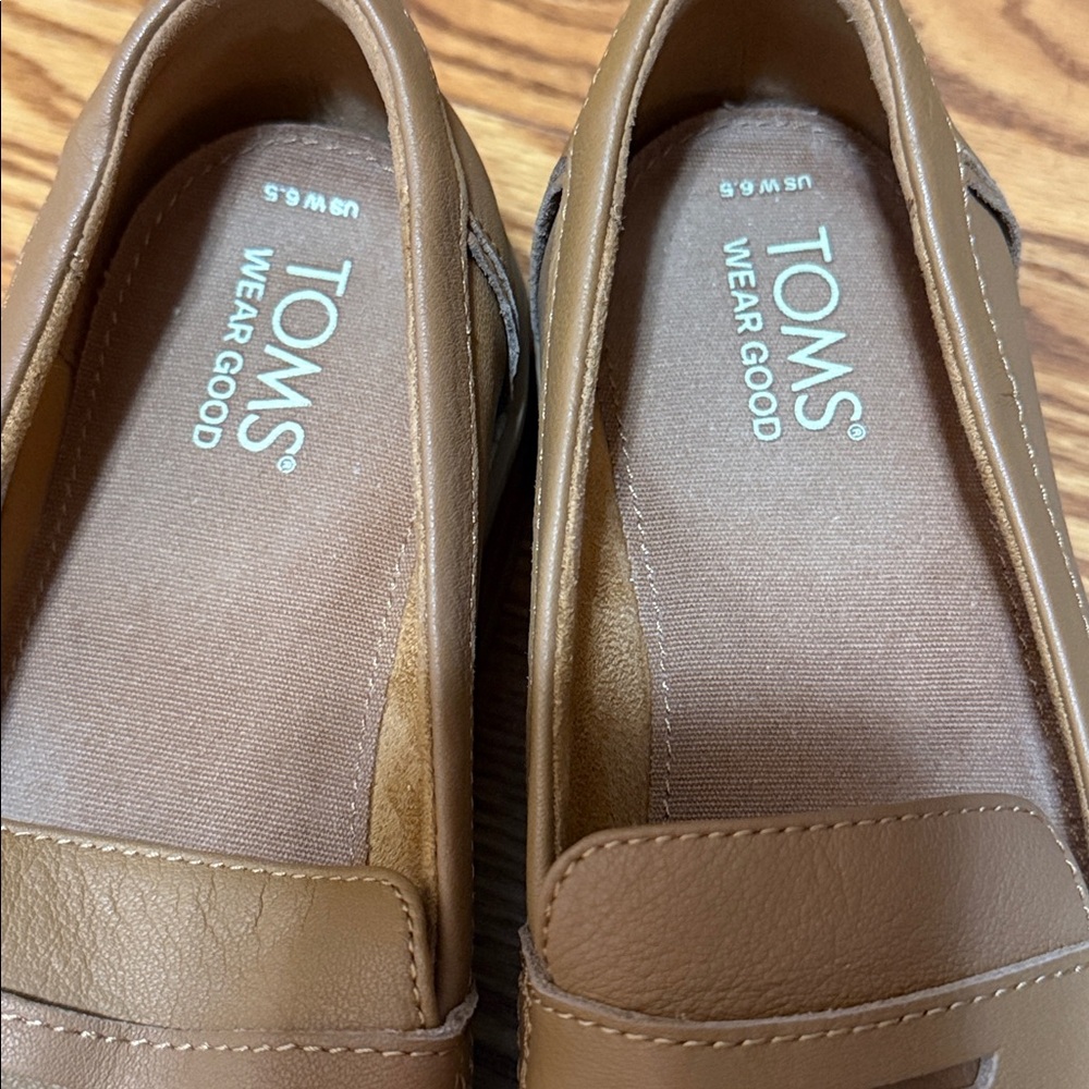 Toms Women's Tan Leather Lug-Sole Loafers - Picture 4 of 5